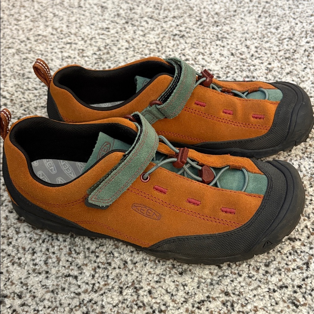 Keen Kids Sneakers in Orange and Green